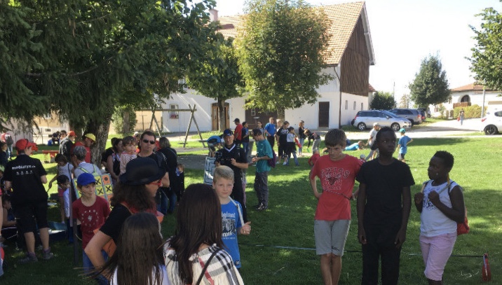 Radio fréquence Jura (interview lors du Mini du Gros, festival des enfants, interne au Chant du Gros )